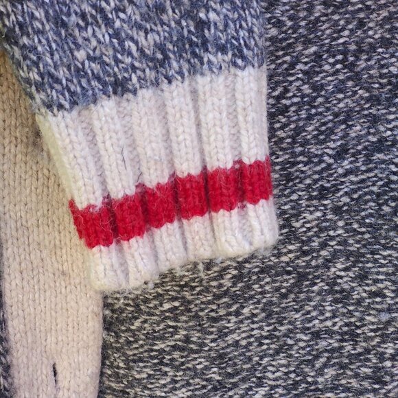 ROOTS Cozy Cabin Collection Sweater Women's Size Small WOOL Blend - Picture 7 of 9